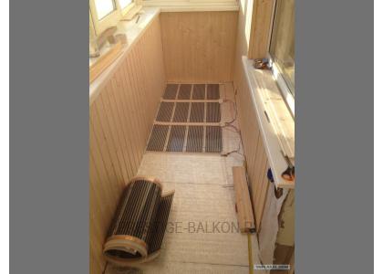 Теплое остекление лоджии пластиковыми окнами с теплым пленочным ИК полом в Жуковском