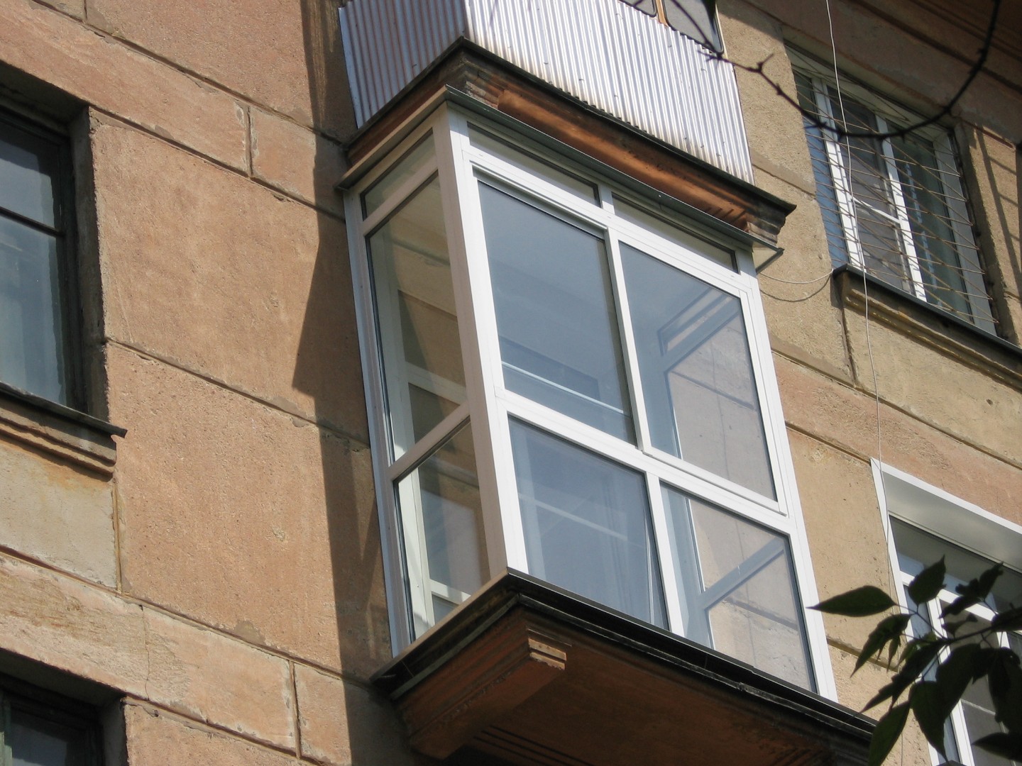 Французское панорамное остекление  раздвижными пластиковыми окнами профилем Veka в Жуковском